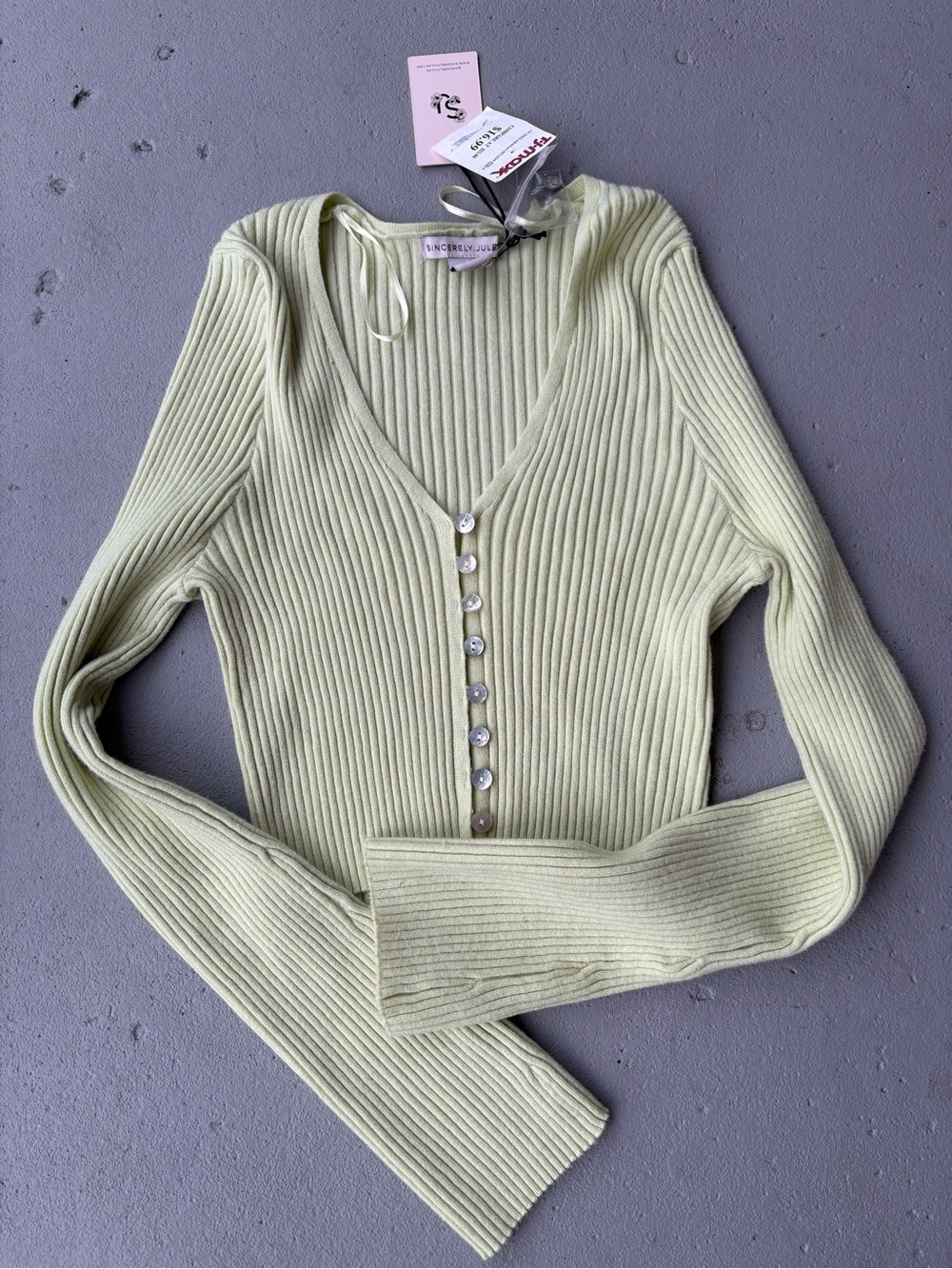 Sincerly Jules Ribbed V-Neck Button-Front Sweater - Pale Green